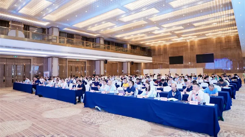 تشرق QGM في مؤتمر التبادل 2025 