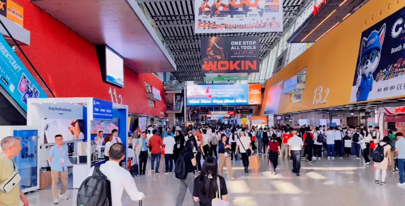 انضم إلينا في معرض كانتون الـ 139 | توجه شركة Quangong Machinery Co., Ltd. دعوة دافئة إلى العملاء العالميين - قم بزيارة مقصوراتنا المزدوجة لمناقشة التعاون